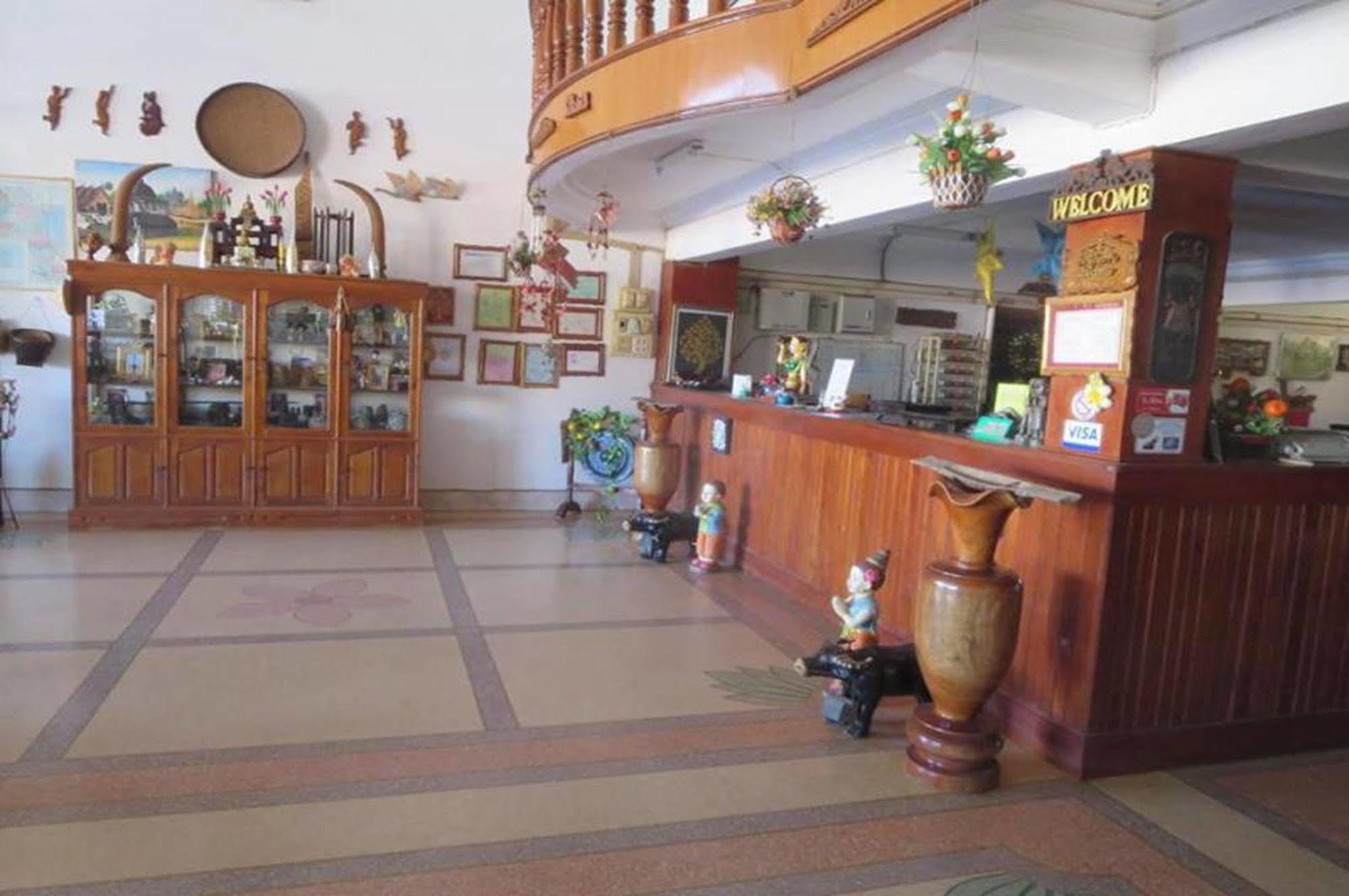 Champa Hotel Pakse Exteriér fotografie